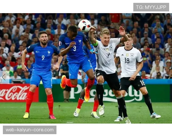 禁区内防守方犯规是否一定判点球？规则详解