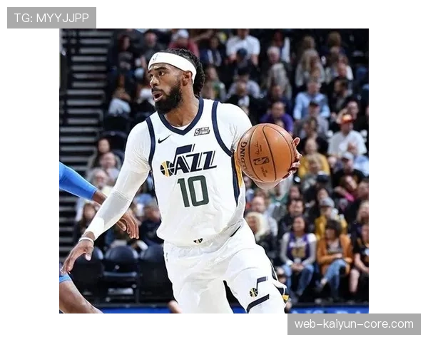 迈克·康利突破拉开空间 替补组织效率显著提升