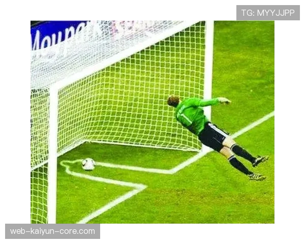 门线技术判罚依据：何时判定进球及裁判接收流程