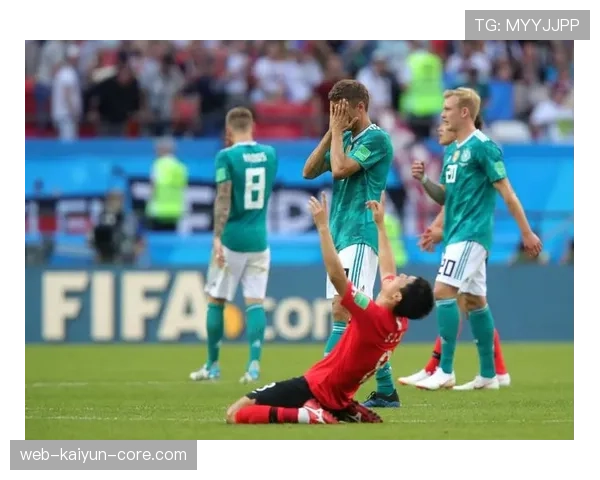 多特蒙德战术失衡与阵容缺陷交织，争冠形势受挫折射体系危机